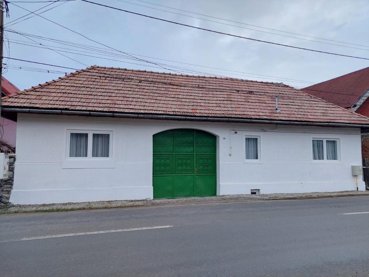Casuta De Sub Munte Cartisoara Villa Exterior photo